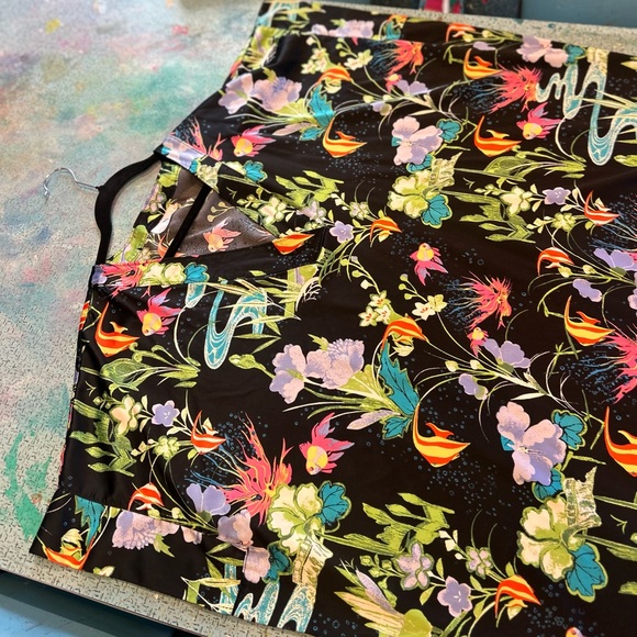 Psychedelic Coral Reef MuMu - Picture 8 of 12